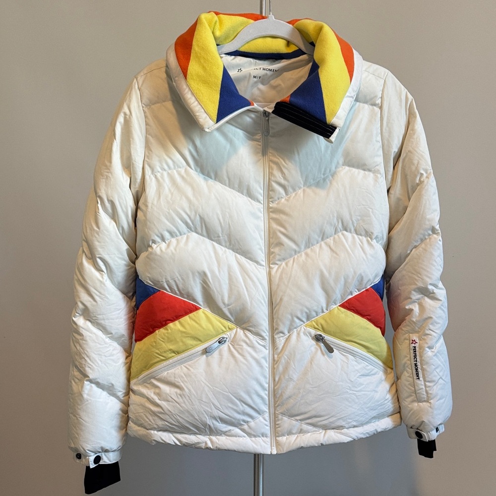 Perfect Moment Apres Duvet Ski Jacket  size M